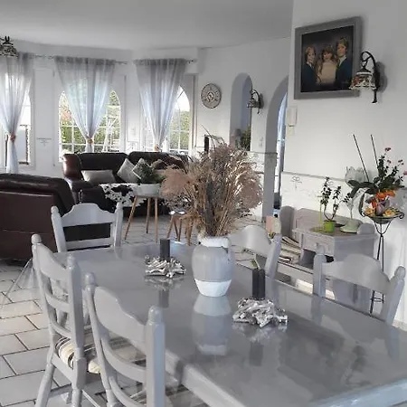 Guest house Maison D Hotes Salvatrice Rouvroy (Pas-de-Calais)