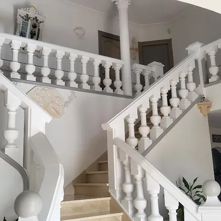 Πανσιόν Maison D Hotes Salvatrice 4*