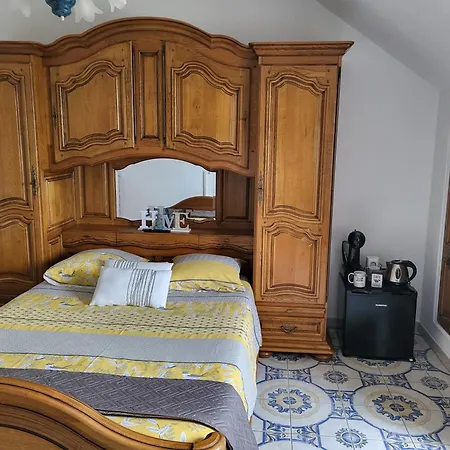 Guest house Maison D Hotes Salvatrice Rouvroy (Pas-de-Calais)
